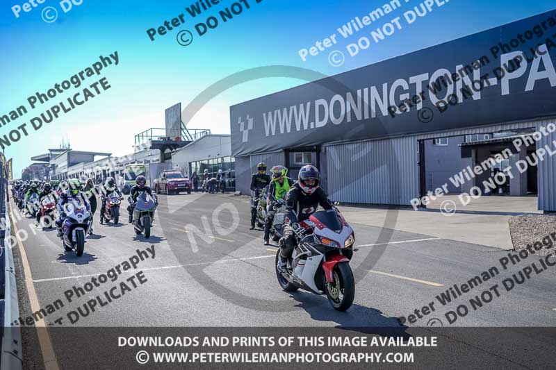 donington no limits trackday;donington park photographs;donington trackday photographs;no limits trackdays;peter wileman photography;trackday digital images;trackday photos